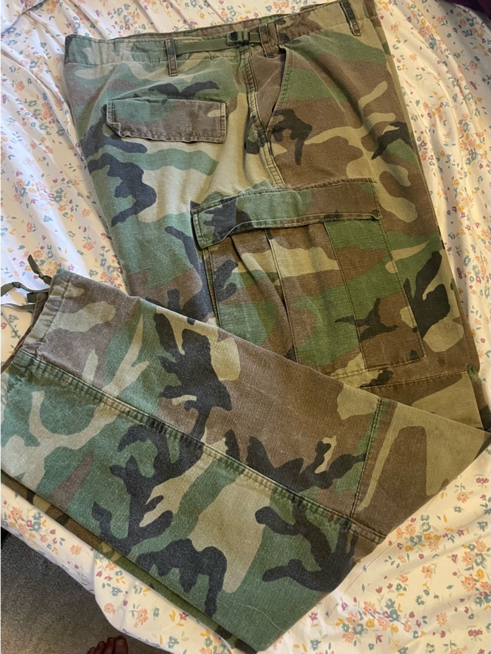 Men's Cargo Pants - Woodland Camouflage Green XL long